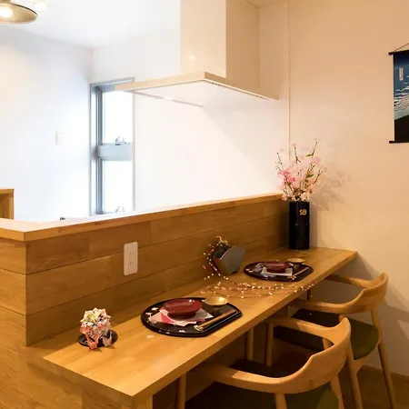 Guesthouse Raku Kyoto Exterior photo